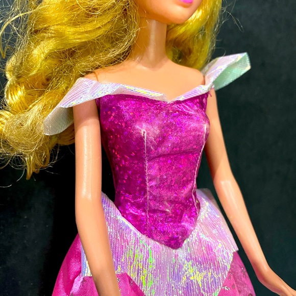 DISNEY VINTAGE 2005 SLEEPING BEAUTY PRINCESS AURORA COLLECTABLE DOLL 11.5” - Picture 11 of 11